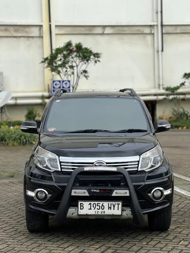 Terios R Avendtur Matic 2017 Hitam