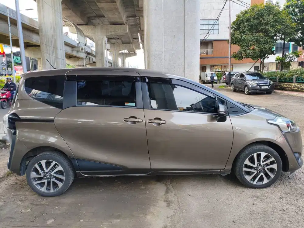 2017 Toyota Sienta 1.5 V MPV