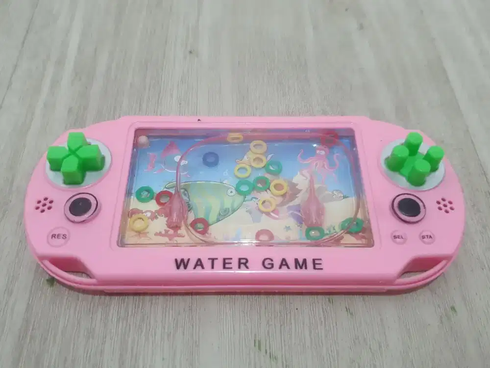 Water Game Gembot Ring