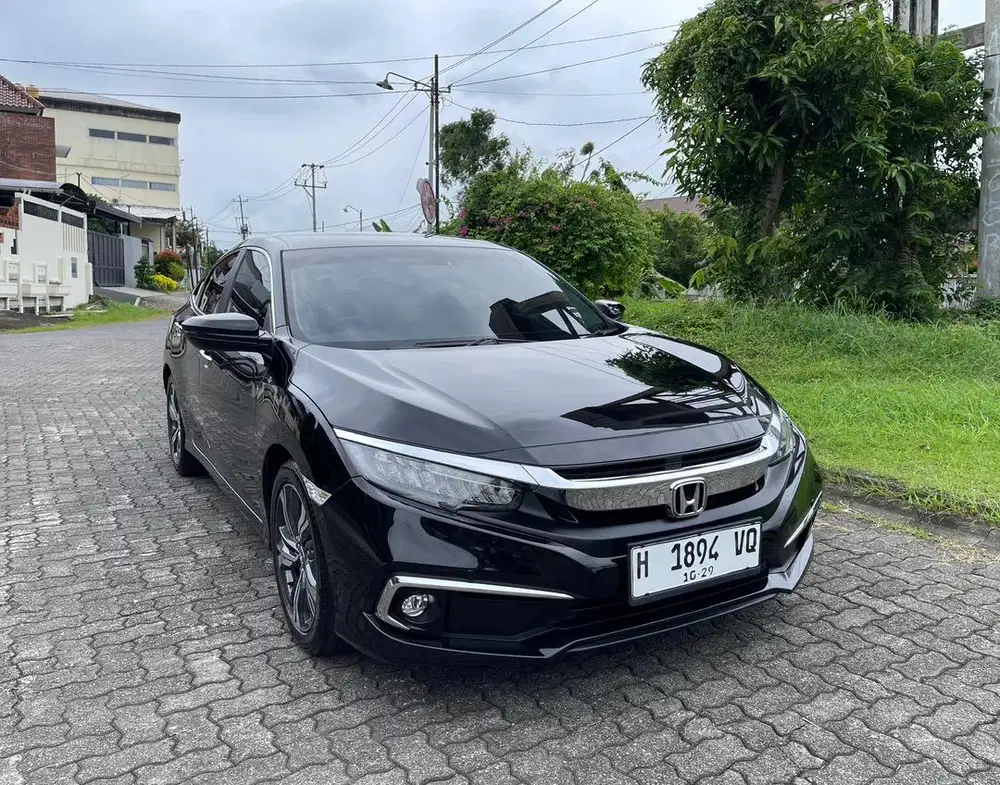 Civic ES SEDAN 2019 LOW KM Full Original DIJAMIN !