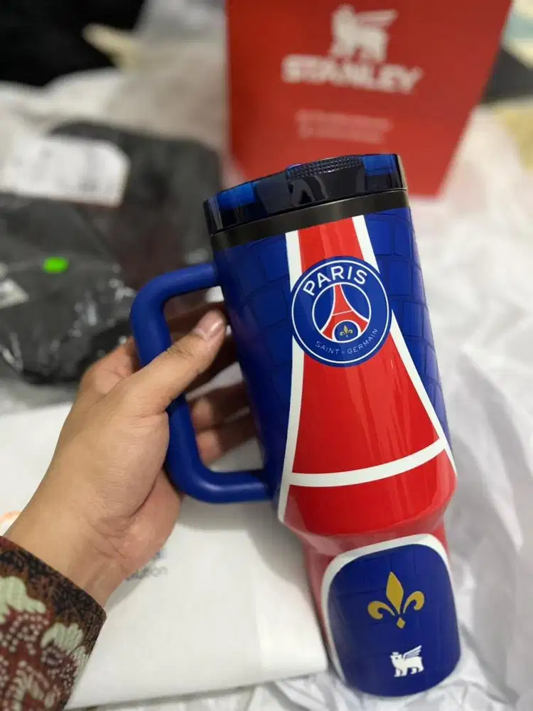 STANLEY 1913 x Paris Saint-Germain Quencher ProTour Flip Straw Tumbler
