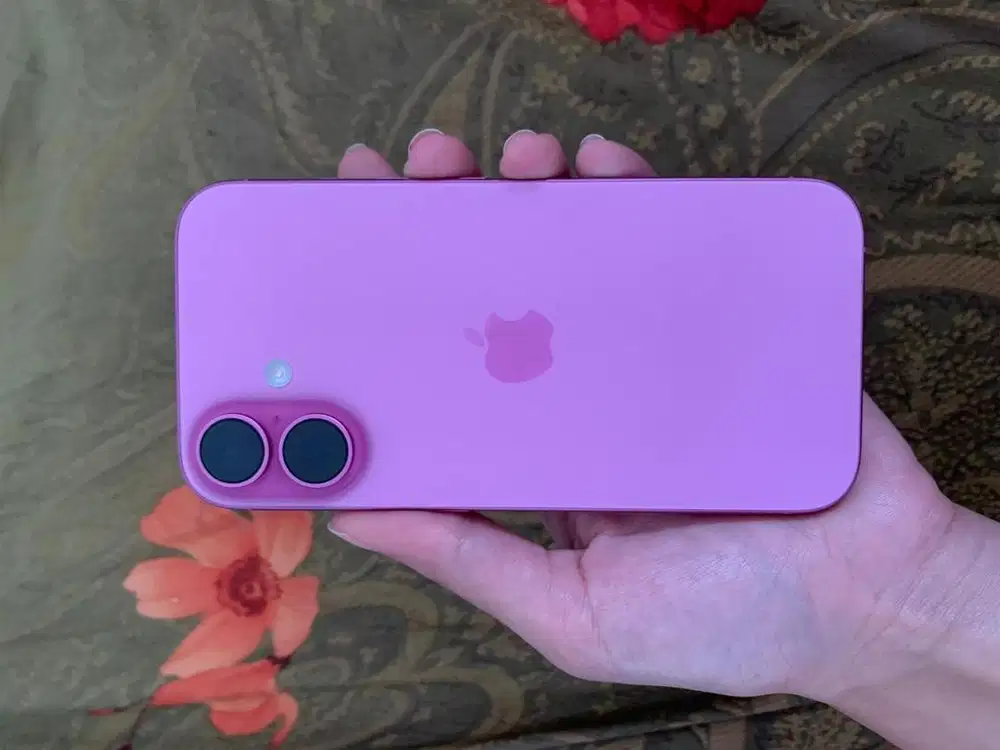 Jual IPhone 16 128gb Negotiable