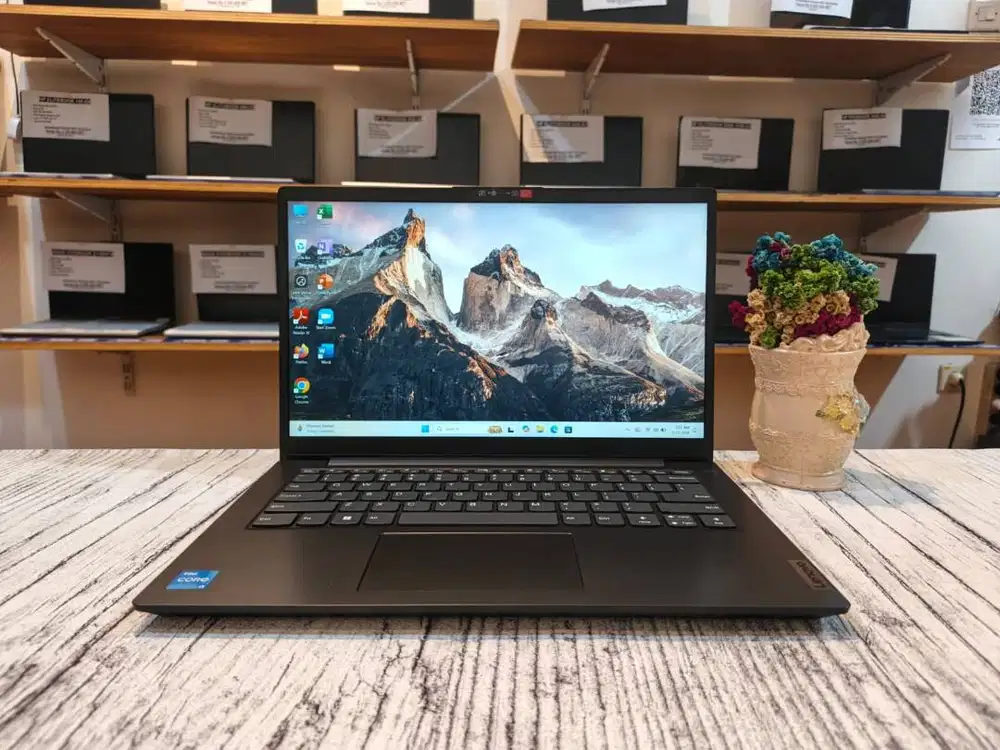 LENOVO V14-G4 IRU-CORE i3-1315U-BERGARANSI RESMI