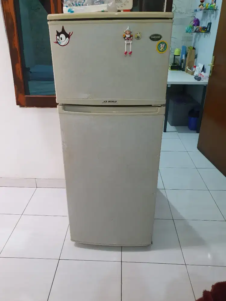 Kulkas Samsung 2 pintu