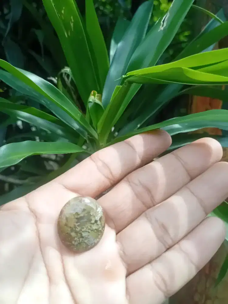 Batu pancawrna garut kristal superan