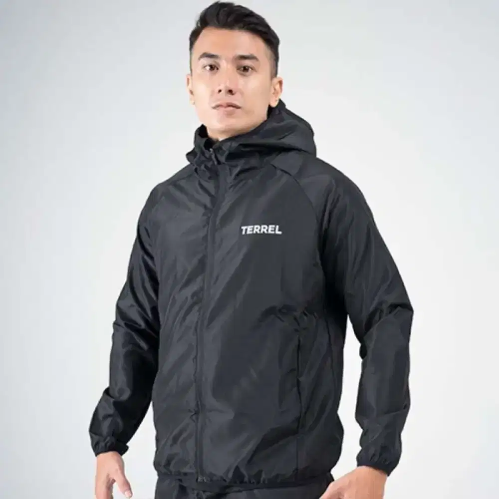 Jaket hitam terrel