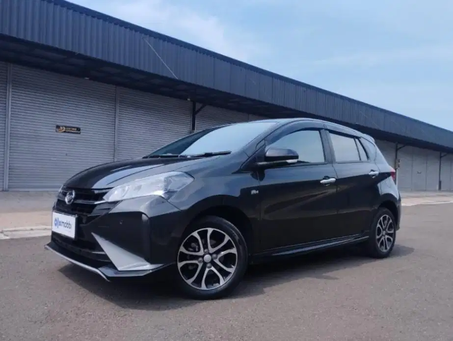 DP MURAH Daihatsu Sirion 1.3 R Bensin-AT 2022 Abu CCAFL