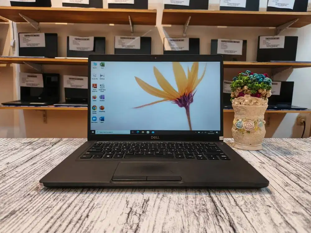 LAPTOP DELL LATITUDE 5400//CORE i5-8365U//TOUCHSCREEN