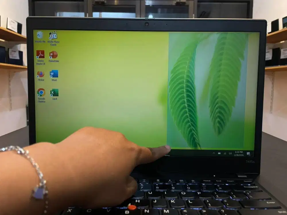 LAPTOP LENOVO THINKPAD T495S // RAM16 // RADEON GRAPHIC(2GB)