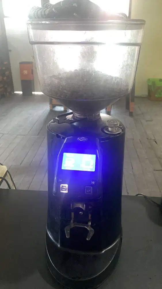 Grinder kopi Nouva SIMONELI MDXS (black)