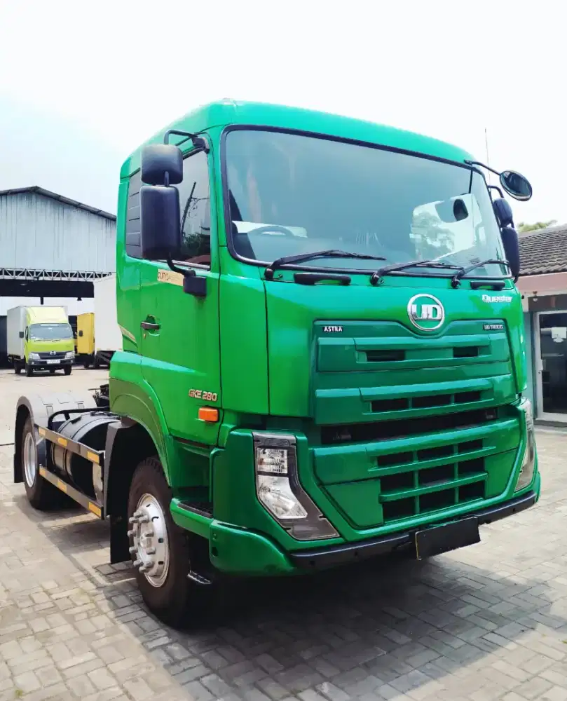 NISSAN UD TRUCKS QUESTER GKE 280 TRACTOR HEAD TRAILER PRIME MOVER