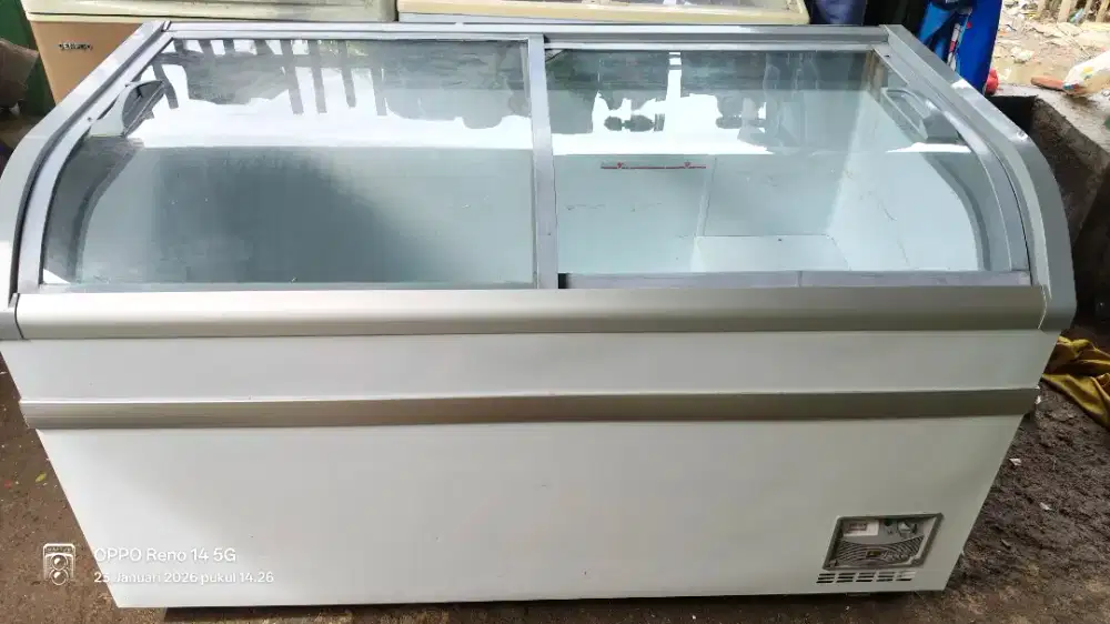 Freezer sleding Kaca 500liter GEA