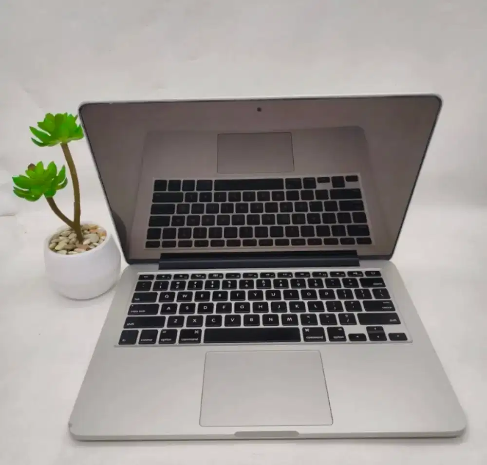 Macbook pro 2015 Core i5 8/256GB normal