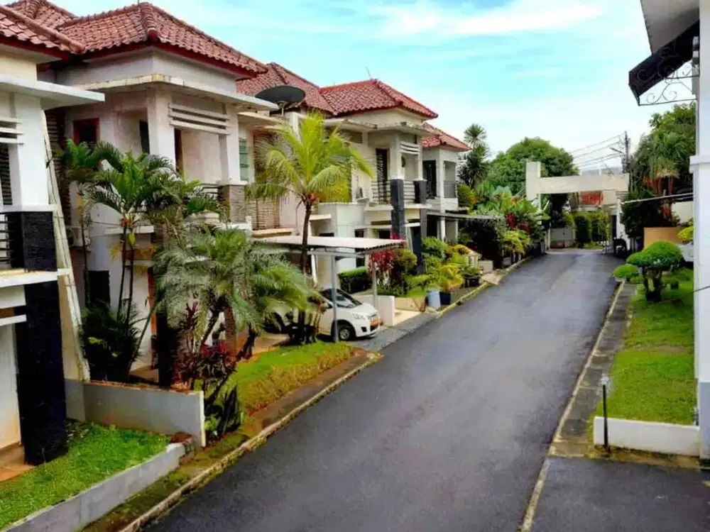 Rumah bagus mewah asri Bintaro Jaksel harga bersahabat