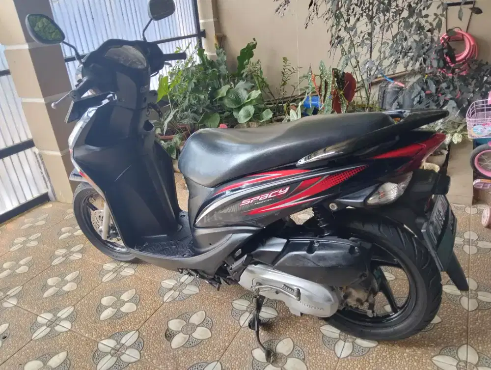 Honda Spacy 2011