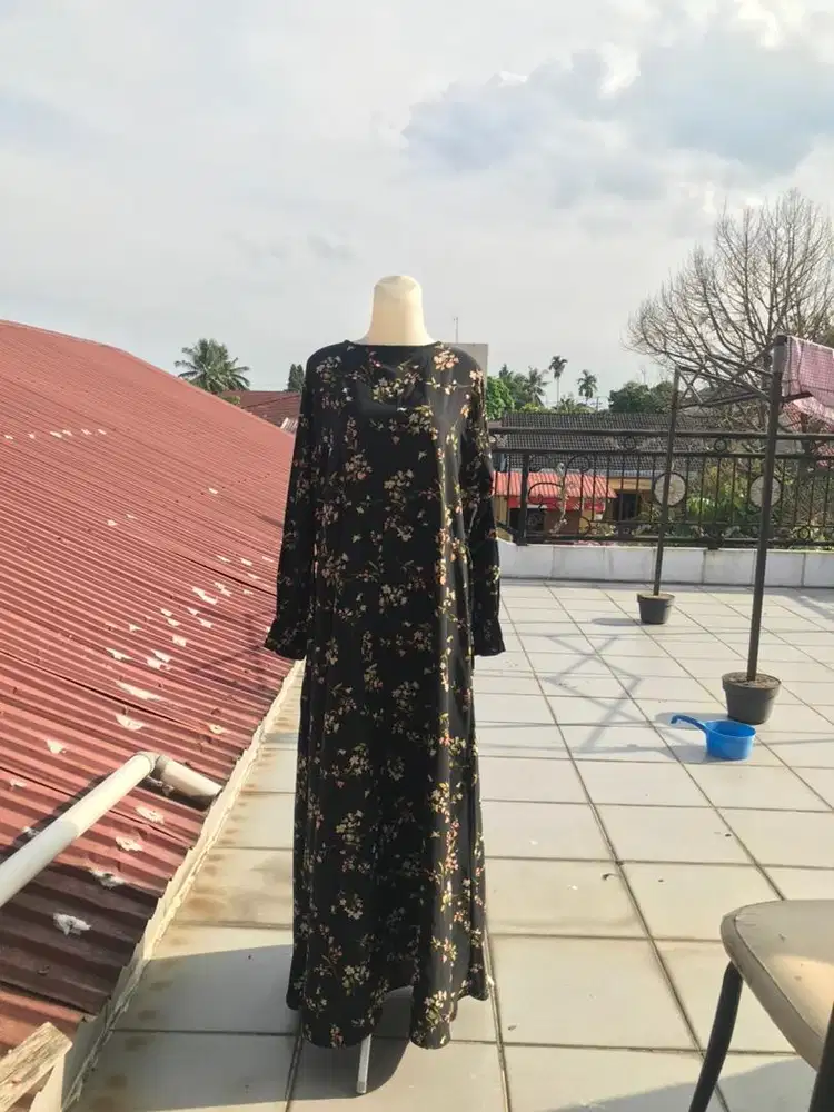 Baju Pesta Preloved.