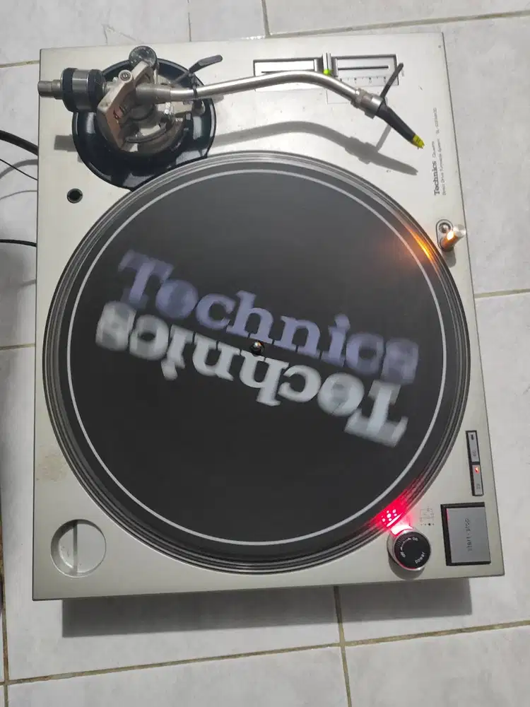 TECHNICS sl 1200 mk3d