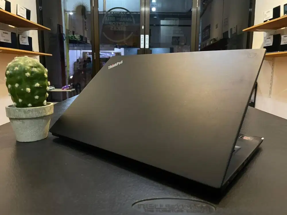 LAPTOP LENOVO THINKPAD T495S // TOUCSCREEN // BACKLIT