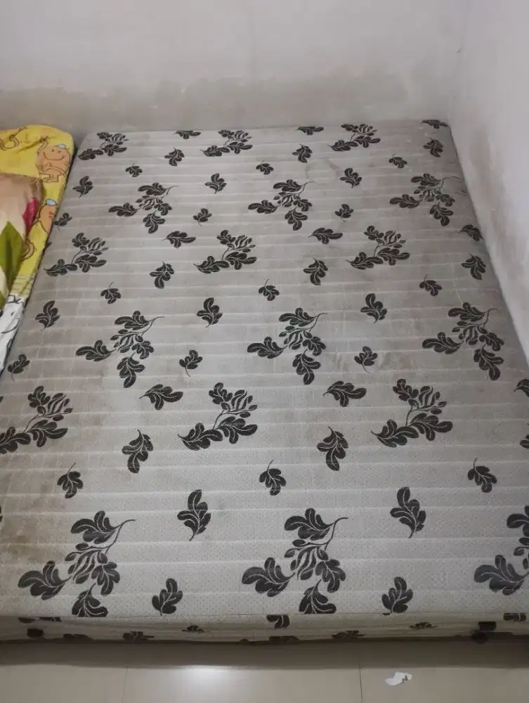 Dijual cepat!! Kasur 160x200