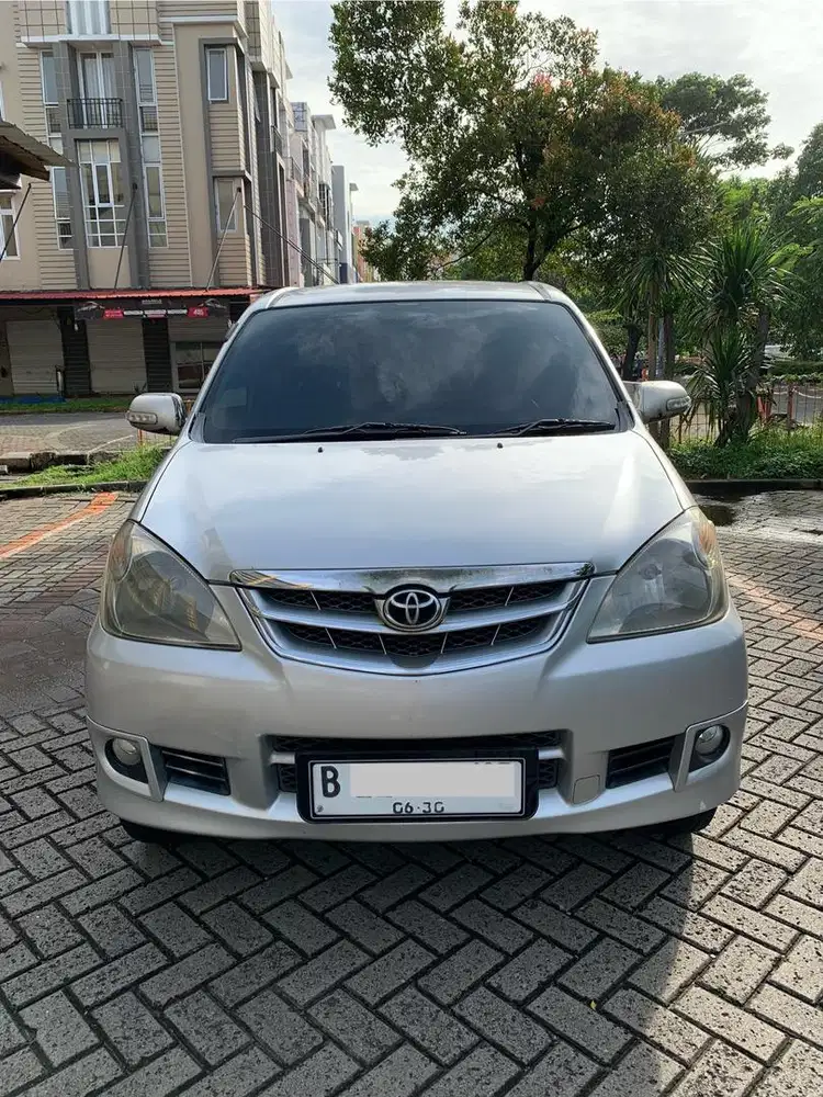 Toyota Avanza 1.3 G A/T 2010