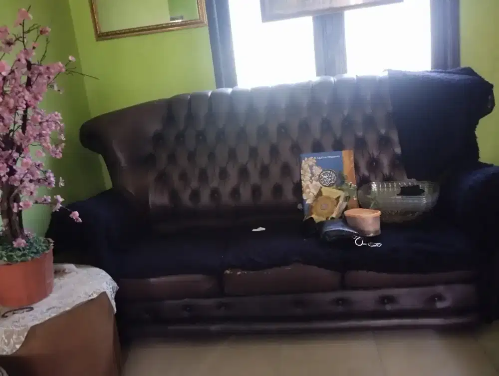 Kursi/sofa bekas