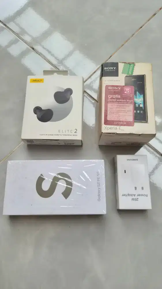 Samsung Galaxy Watch 4, Cover Tab S9 FE & Z Flip 7