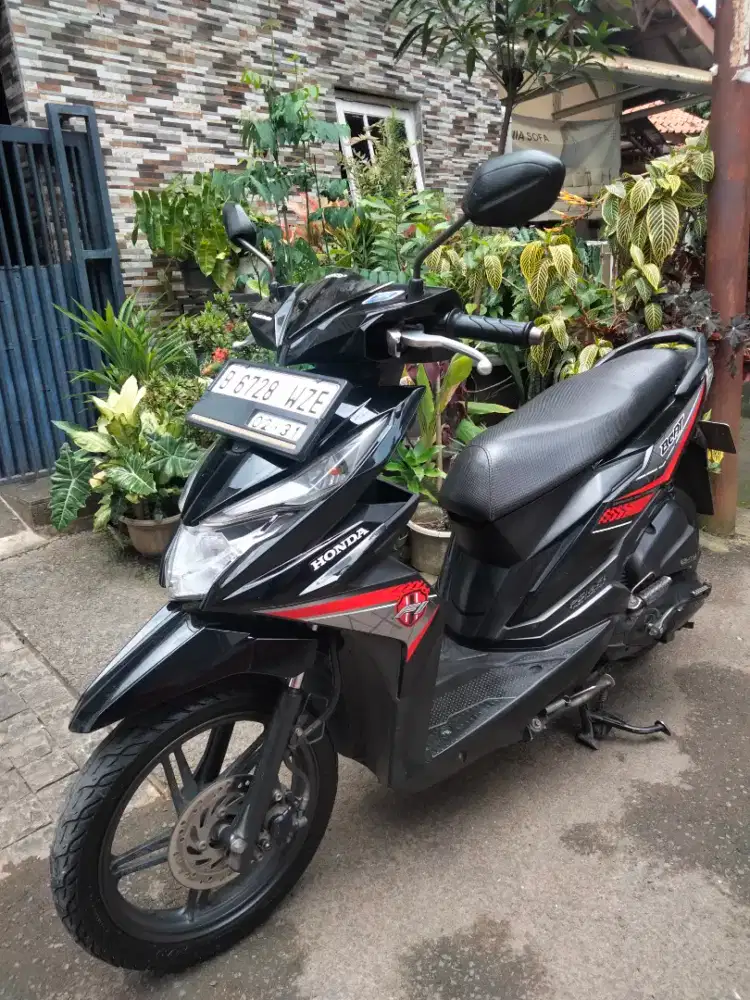 Honda Beat ECO tahun 2017 siap pakai