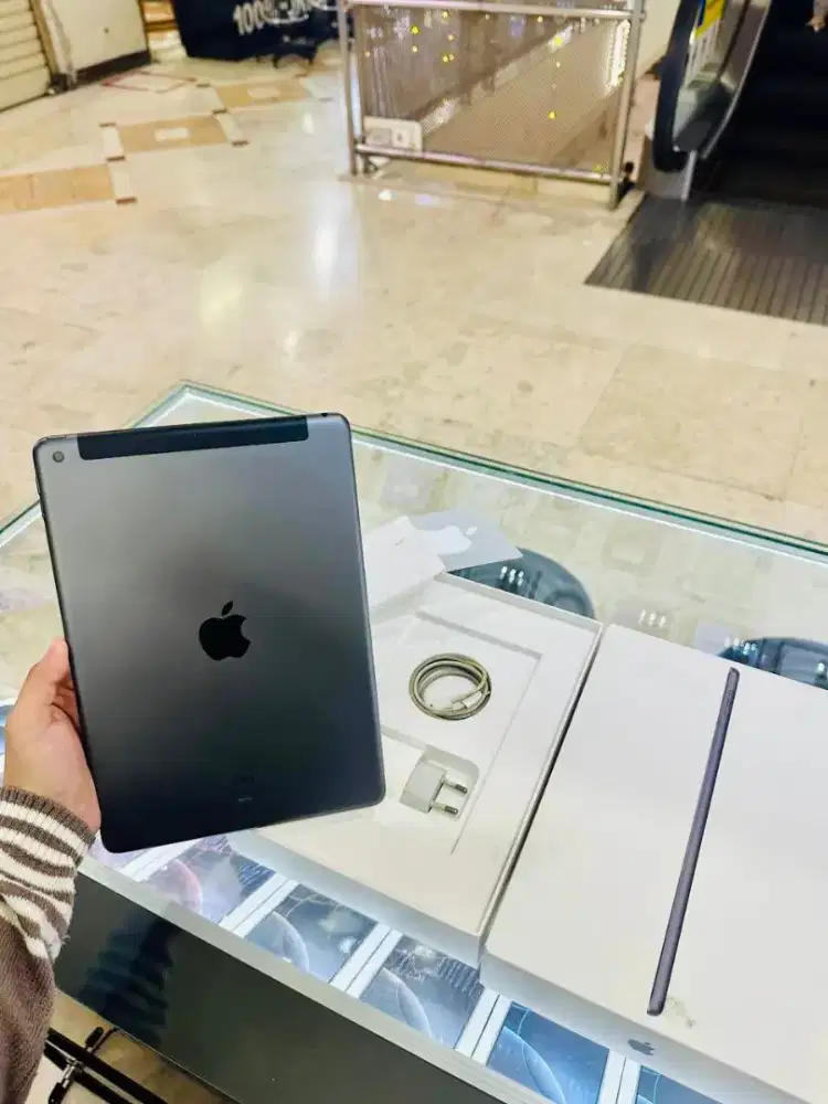 iPad 9 Gen 256GB Cellular+Wifi model Resmi iBox Space Grey Lengkap