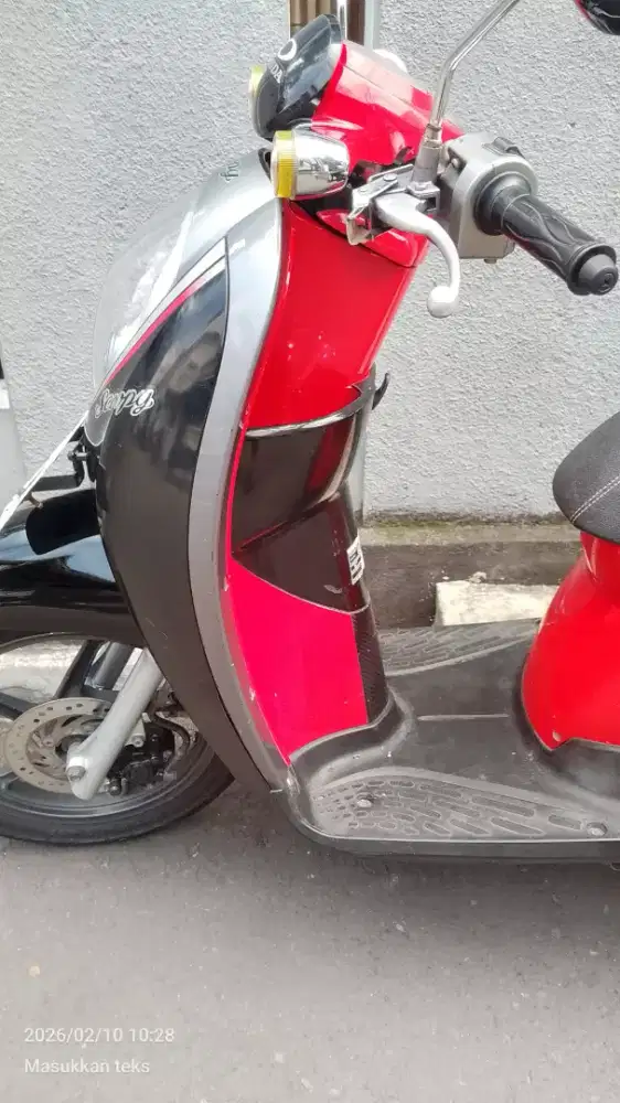 Scoopy  2012 karbu  mesin bagus sekali  standaran