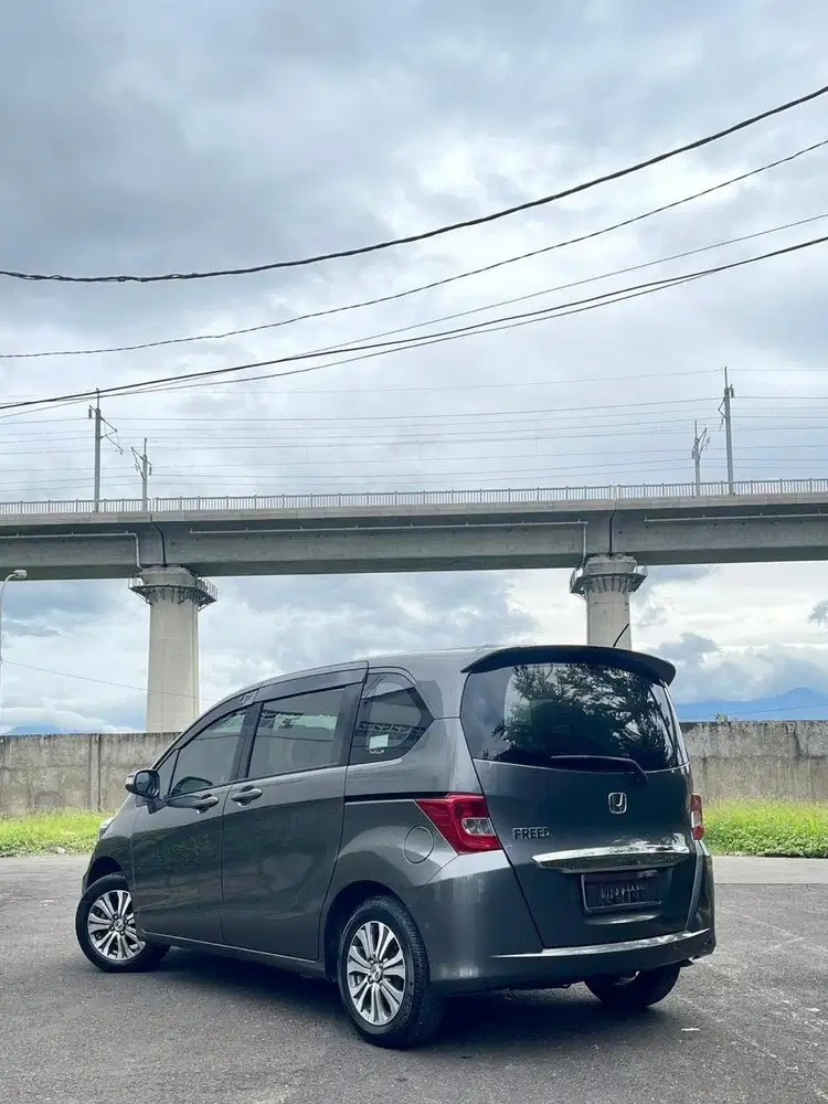 Honda Freed 2013 Bensin