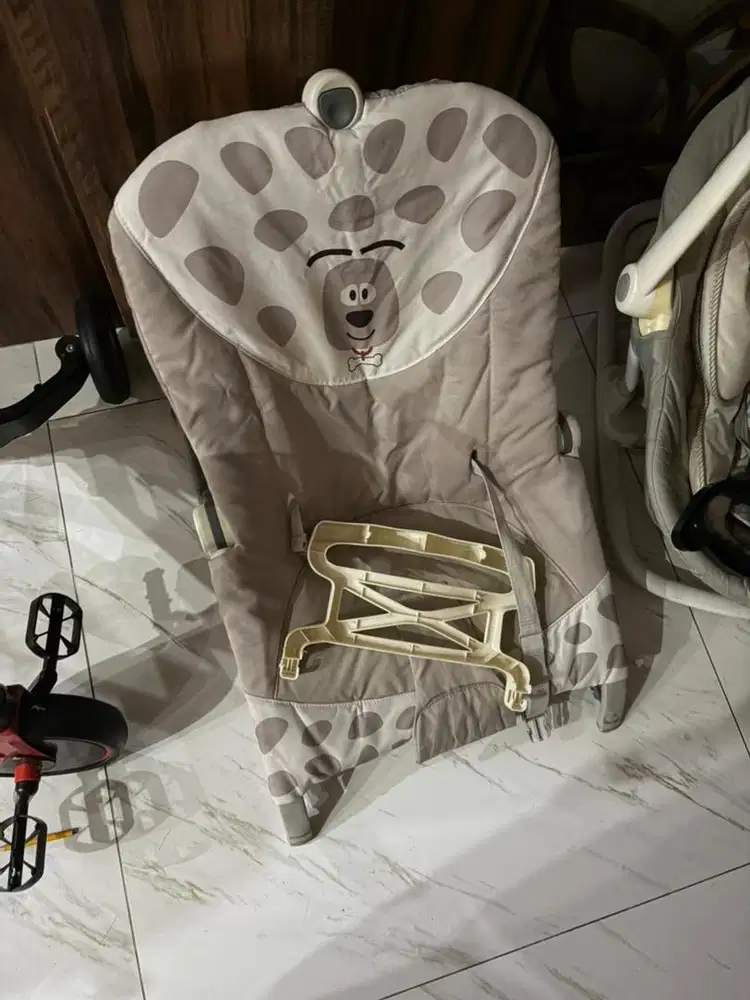 Tempat tidur santai baby