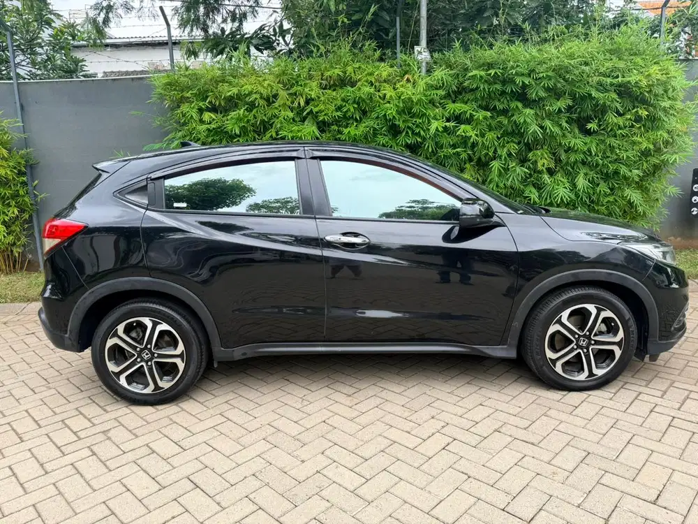 Honda HR-V 2021 Bensin