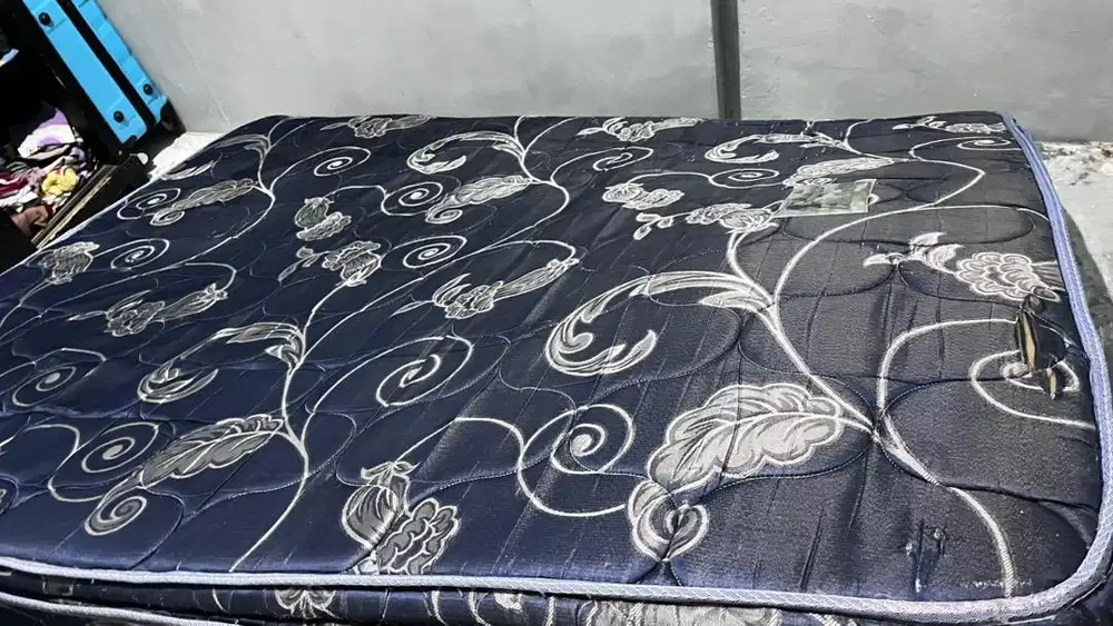 Kasur evita spring ukuran queen 180x200