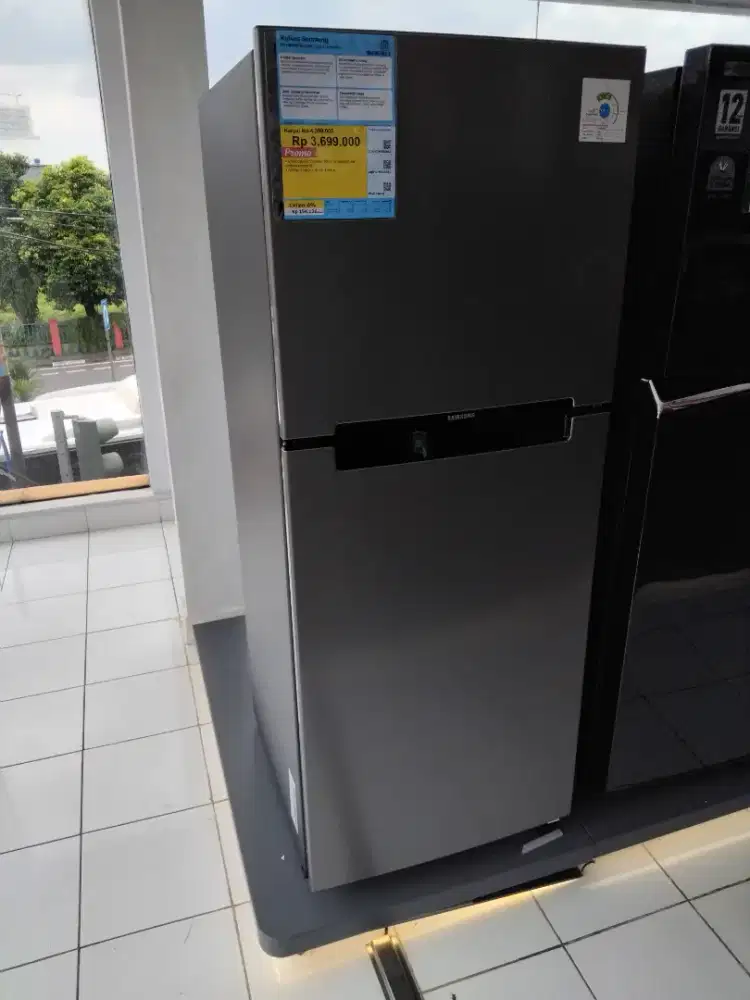 Kulkas Samsung 216 L Inverter