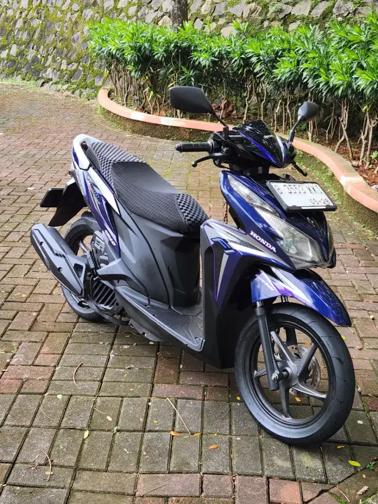 Vario 125 kzr 2013 warna violet blue