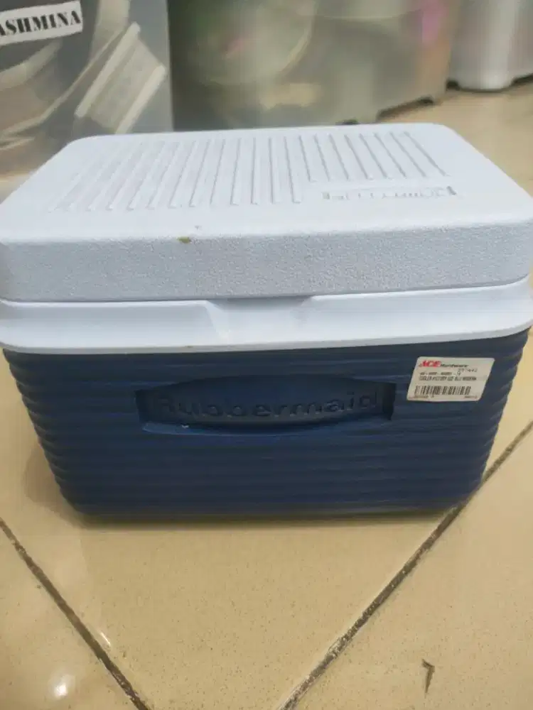 Cooler Box Rubbermaid, Cooler Victory 4.7lt