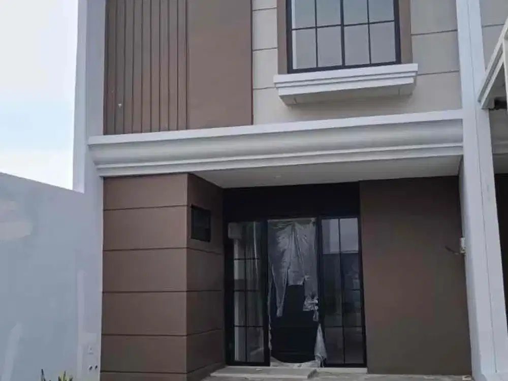 RUMAH REGENCY ONE SURABAYA TIMUR DEKAT EAST COAST PAKUWON CITY ITS
