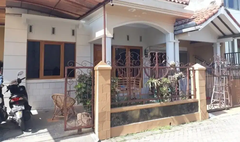 Dijual cepat rumah di perumahan Alam Merapi harga NEGO