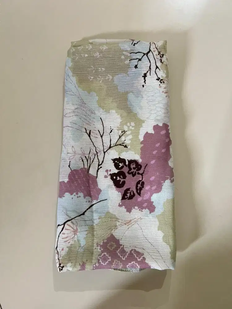 Kerudung Square Motif Bunga