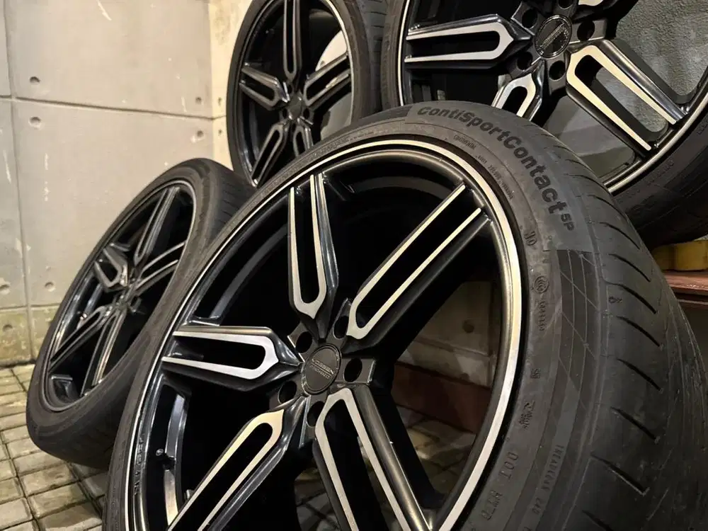 Velg Vossen HF1 Hybrid Forged Original USA R21 9/10.5 5x112