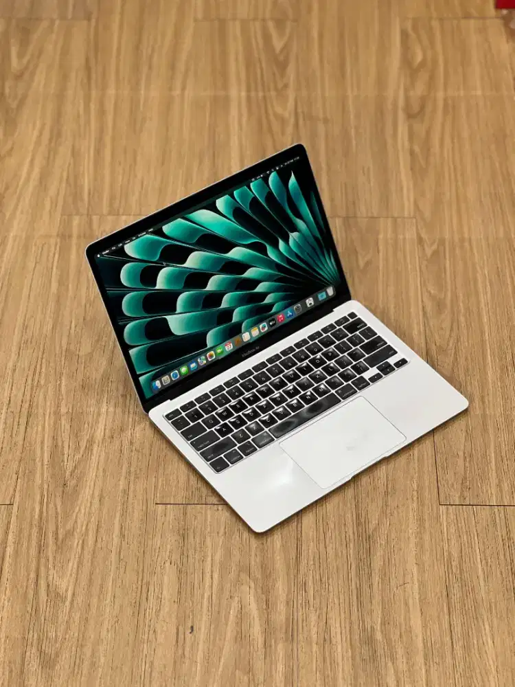 MacBook Air Retina 2020 13inch 8/256