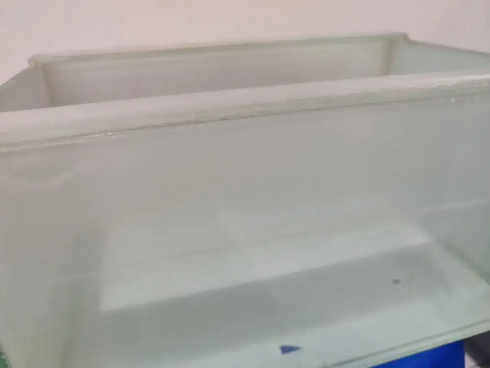 AQUARIUM BEKAS 30*20*15