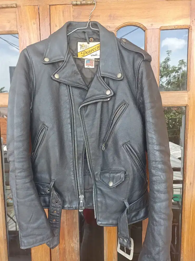 Schott Perfecto 34 Original Leather Jacket  Biker Classic USA Preloved
