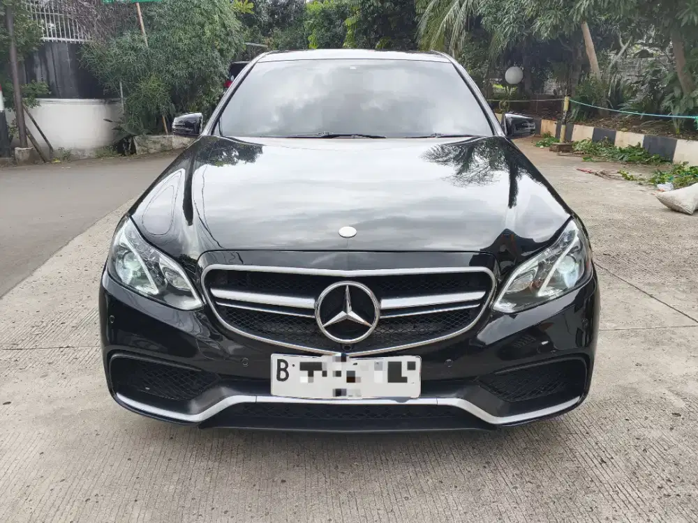 Mercedes Benz E200 W212  Facelift Low km