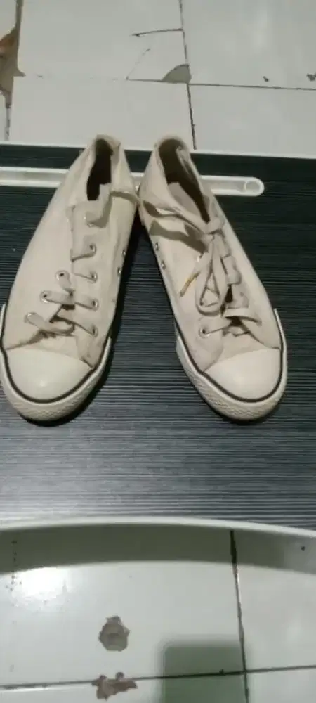 Sepatu Warior Ukuran 37