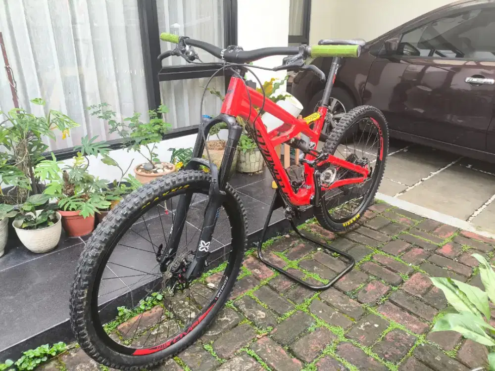 Sepeda MTB Specialized Enduro 2016