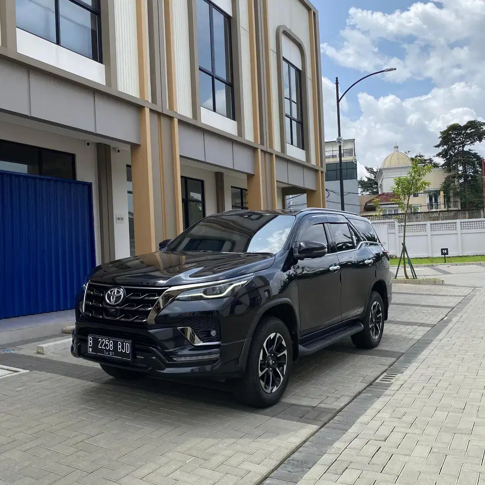 TOYOTA FORTUNER 2.8 GR 4X2 DISEL 2022
