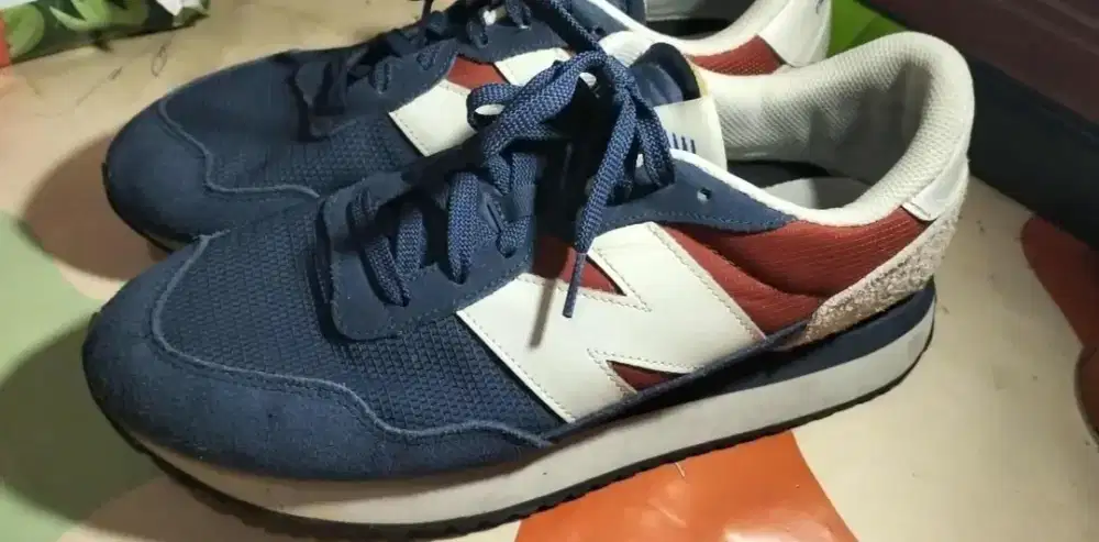 Jual cepat Sepatu New balance