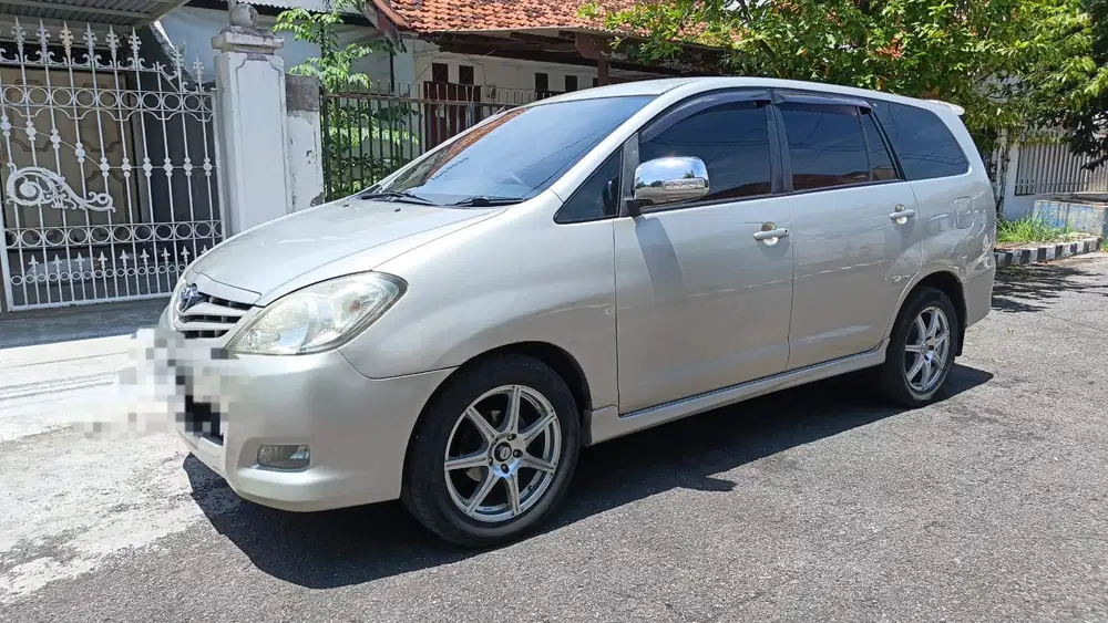 Toyota Kijang Innova 2009 Diesel