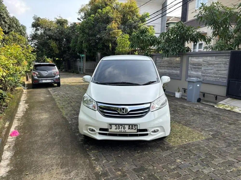 Honda Freed E PSD 2013 AT